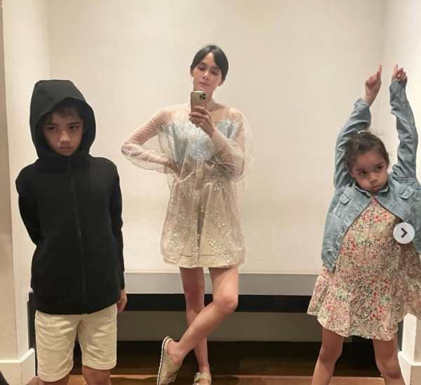 4 Potret Renata Kusmanto, Istri Fachri Albar yang Jadi Sorotan Netizen