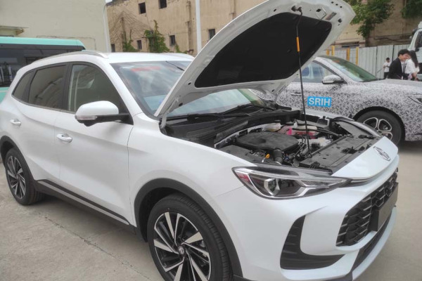 Menjajal MG ZS HEV, Menggabungkan Kenyamanan Berkendara dan Keiritan Bahan Bakar