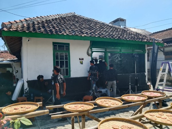 Preman Pensiun 10 Mulai Syuting, Rumah Rangginang dan Terminal Cicaheum Jadi Latar Cerita