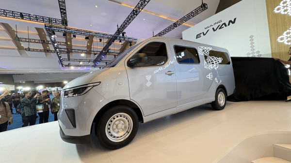 Wuling Gebrak PEVS 2025: Pamer Monster Listrik Niaga Pertama di Indonesia, Siap Rebut Pasar Logistik?