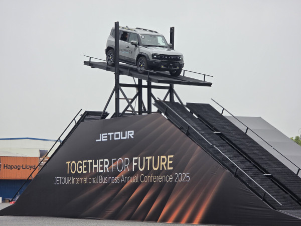 Lahir untuk Bertualang, Gagah di Perkotaan: Jetour T2, Penantang Baru yang Siap Guncang Pasar SUV di Indonesia!
