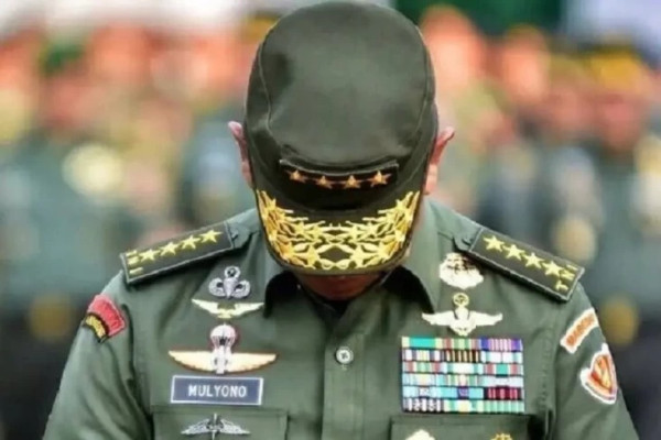 8 Fakta tentang Mulyono, Nomor 4 Pernah Diterima di UGM