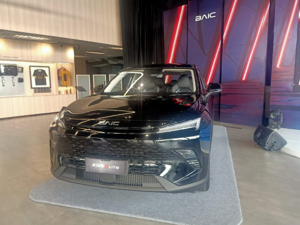 BAIC X55 II Facelift: Reinkarnasi Sang SUV Medium dengan Harga Menggoda, Fitur Canggih, dan Tampilan Membara!
