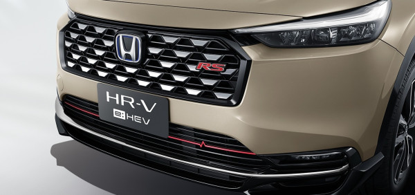 Honda HR-V Masih Merajai SUV Kompak, Segini Bocoran Harga Varian Hybridnya!