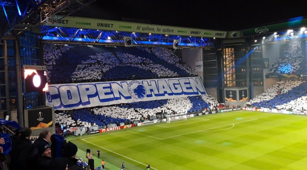 5 TIFO Terhebat dalam Sejarah Sepak Bola