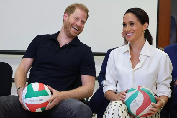 5 Panggilan Sayang Meghan Markle ke Pangeran Harry, Haz hingga Super Mario Hero