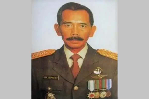 3 Jenderal Legendaris Sezaman Try Sutrisno, Berkarier di Kopassus hingga Penerima Adhi Makayasa