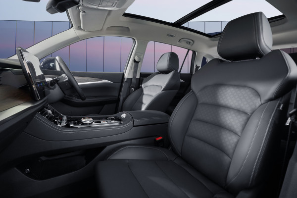Skyworth K Disulap Jadi SUV Listrik Polytron! Apa Saja Sih Fitur dan Keunggulannya?