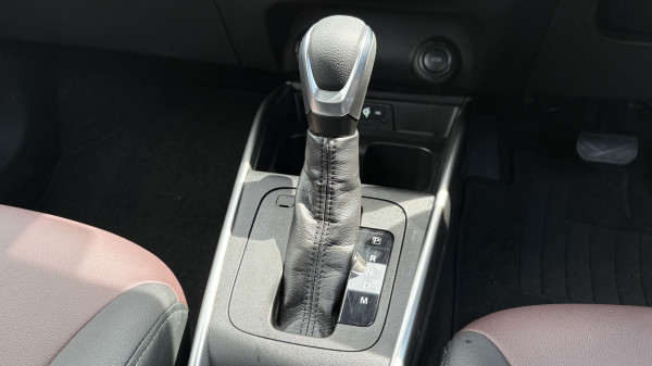 Intip Kemewahan dan Teknologi Suzuki Fronx: Sang Penantang Baru dengan Jantung Hybrid dan Perisai ADAS!