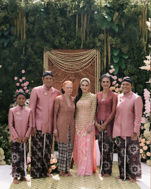 Profil Tipi Jabrik, Kakak Luna Maya yang Bukan Orang Sembarangan