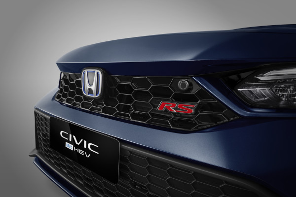 Rp699 Juta untuk Sang Hybrid Ganteng! Honda Civic RS Hybrid Resmi Mengaspal, Siap Gebrak Jalanan Jakarta!