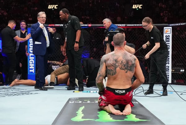 Hasil UFC 315: KO Brutal Barriault Bikin Bruno Silva Ditandu Keluar Octagon