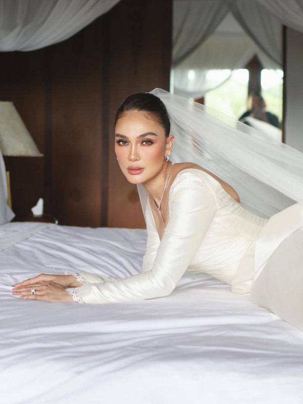 Luna Maya Jadi Inspirasi Lagu Dewa 19, Ahmad Dhani Kepincut pada Pertemuan Pertama