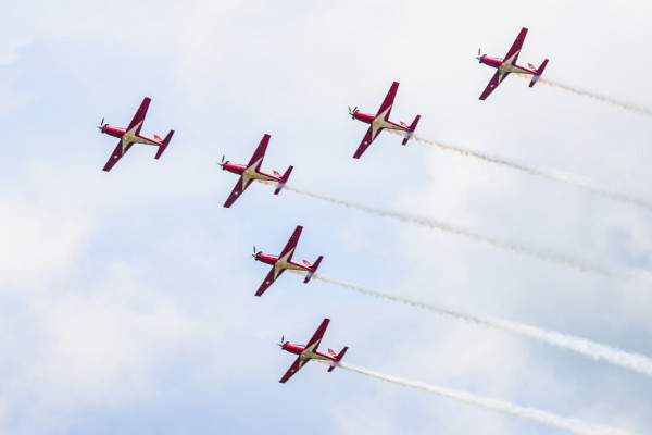 Jupiter Aerobatic Team Latihan Perdana Jelang Pembukaan LIMA 2025