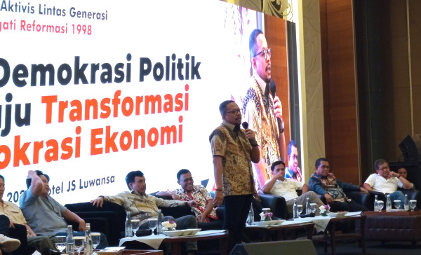 Di Depan Aktivis 98, Qodari Sebut Prabowo Aktor Demokrasi Politik