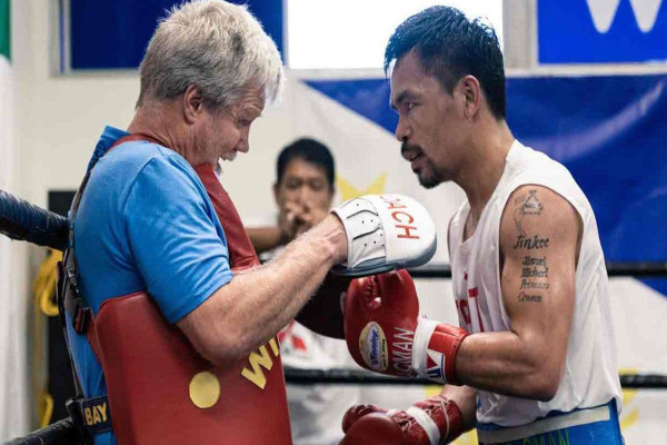 Pertaruhan Manny Pacquiao dan Kegelisahan Bob Arum