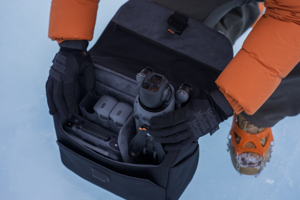 DJI Mavic 4 Pro Menggebrak Indonesia: Kamera 100MP Hasselblad, Terbang 51 Menit, Harga Rp54 Juta!