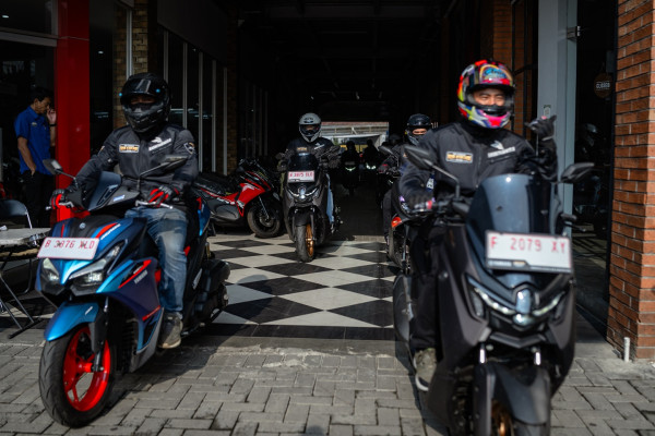 Menerjang Rute Jakarta ke Pantai Selatan Sejauh 600 KM dengan Oli Sultan Yamalube Turbo