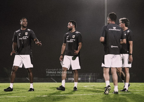 Timnas Indonesia Latihan Perdana Jelang Lawan China, Kluivert Ogah Jemawa