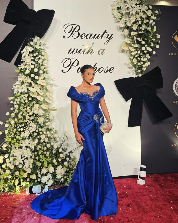 5 Potret Monica Kezia Menangkan BWAP Miss World 2025, Anggun dalam Balutan Gaun Biru