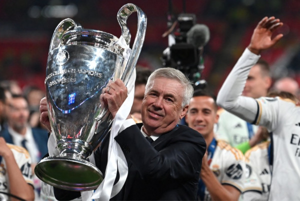 10 Pelatih Sepak Bola Tersukses Sepanjang Masa: Sir Alex Ferguson Borong 50 Trofi!