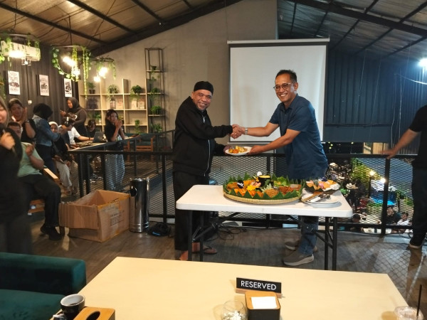 Nobar Sinetron Preman Pensiun X di Bandung Meriah, Penonton Tertawa hingga Tersentuh