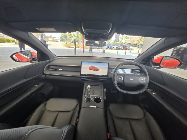 Xpeng G6 dan X9 Pamer Otot Mobil China Premium dan Canggih, Ini Perkiraan Harganya!