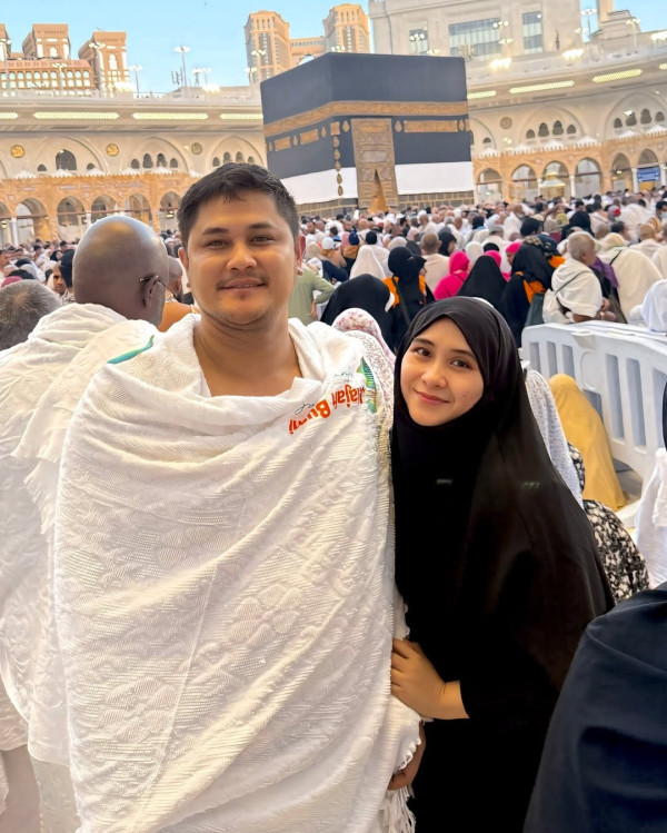 11 Artis Indonesia Menyandang Gelar Haji Mabrur, Afgan hingga Ivan Gunawan