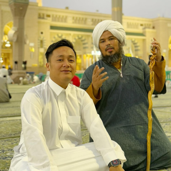 11 Artis Indonesia Menyandang Gelar Haji Mabrur, Afgan hingga Ivan Gunawan