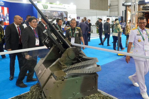 Indo Defence, Respati Bersama Kemhan dan TNI AD Terus Bangun Kemandirian Teknologi Pertahanan lewat RCWS