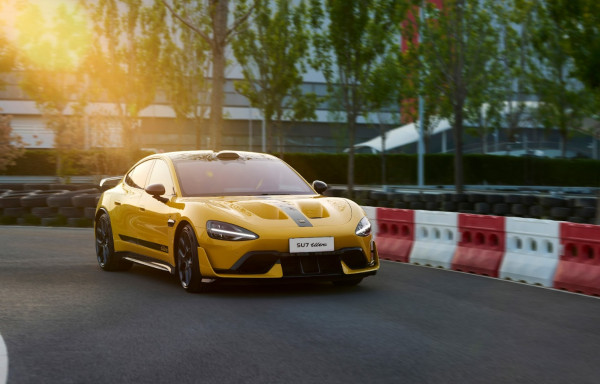 Raja Teknologi dan Dewa Balap Virtual Bersatu: Saat Mobil Listrik Xiaomi Diakui oleh Legenda Gran Turismo