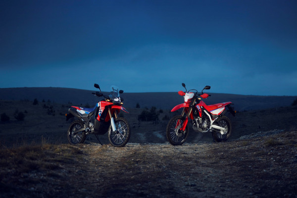 Siap Libas Semua Medan, Tapi Siapkah Dompet Anda? Honda Rilis CRF250 Baru dengan Fitur Keamanan Ekstra