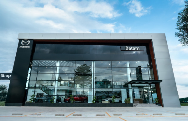 Diler Mewah Mazda Hadir di Batam, Sinyal Perang di Segmen Premium?