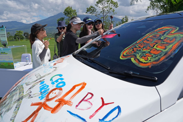 Setahun Mengaspal, BYD M6 Buktikan Jadi Raja Imperfect yang Dicintai Keluarga Indonesia