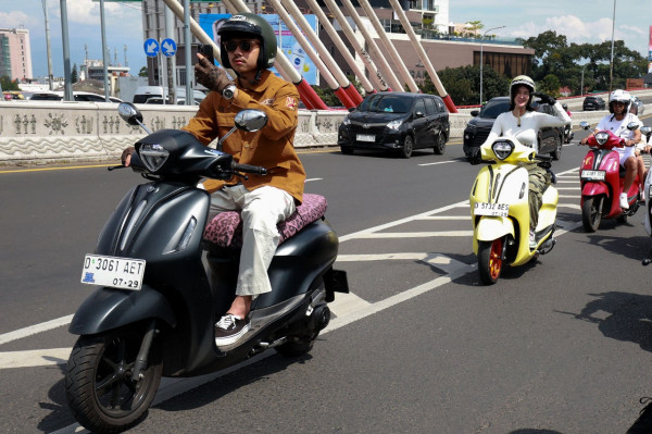 Hadirkan Aktivitas Sporty dan Stylish, Pengguna Grand Filano Keliling Bandung