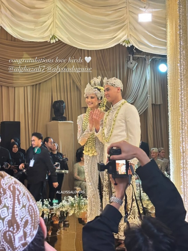 5 Potret Akad Nikah Al Ghazali dan Alyssa Daguise dengan Adat Sunda