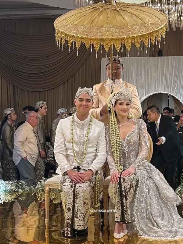 5 Potret Akad Nikah Al Ghazali dan Alyssa Daguise dengan Adat Sunda