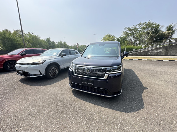 Honda Step WGN Hybrid Terus Jadi Pemanis Pameran, Kapan Mengaspal?