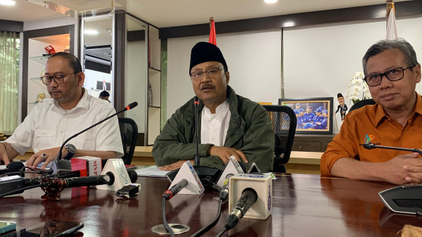 Gunung Lewotobi Laki-laki Erupsi, Kemensos Salurkan Bantuan Rp5 Miliar