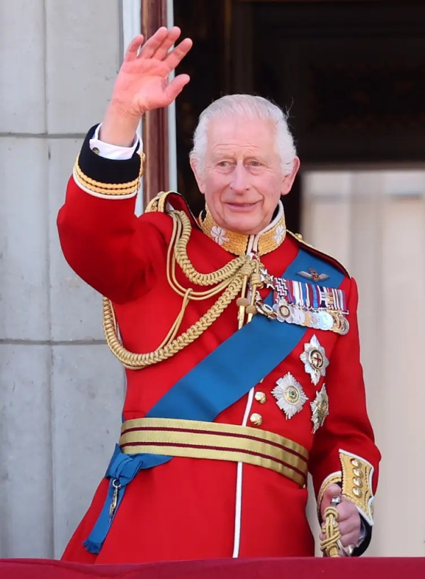 Raja Charles III Tepis Isu Turun Takhta, Tampil Percaya Diri di Trooping the Colour 2025