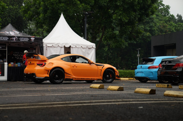 Ribuan Kuda Besi Serbu AEON BSD di Laga Pembuka BlackAuto Battle 2025