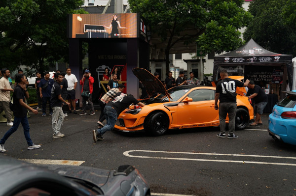 Ribuan Kuda Besi Serbu AEON BSD di Laga Pembuka BlackAuto Battle 2025