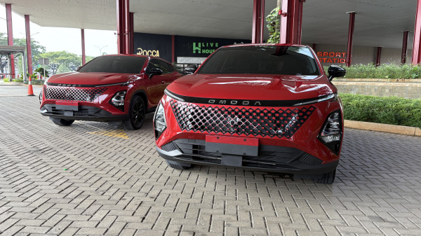 Perang Harga Terselubung: Jebakan Manis Mobil China yang Bikin Resale Value Hancur!