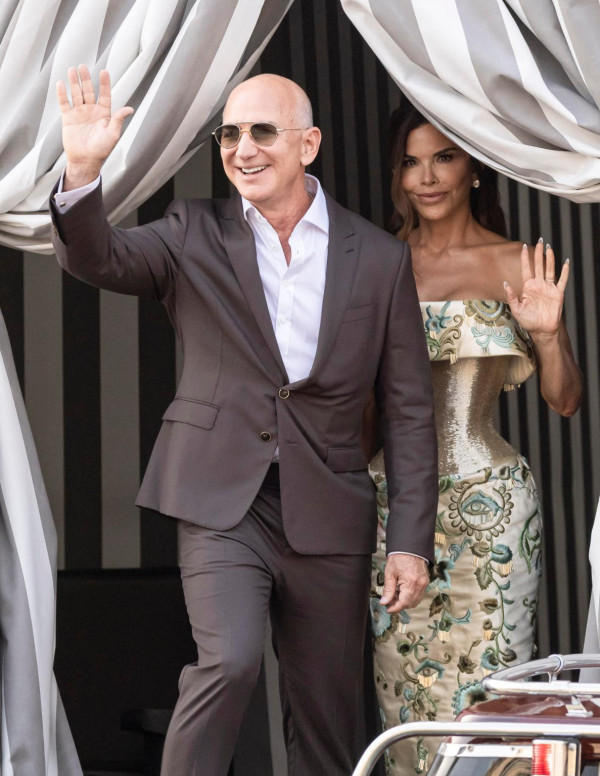 Jeff Bezos-Lauren Sanchez Buat Perjanjian Pranikah Bernilai Jutaan Dolar, Ini Isinya
