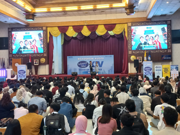 Ribuan Anak Muda Solo Ramaikan Audisi Indonesian Idol XIV Hari Pertama