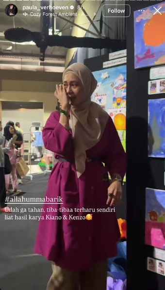 Momen Haru Paula Verhoeven Saat Hadiri Acara Sekolah, Menangis Lihat Lukisan Kiano dan Kenzo