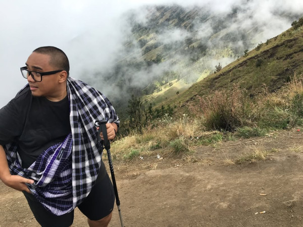 Igor Saykoji Alami Kejadian Mistis saat Turun dari Gunung Rinjani: Dengar Musik Tradisional