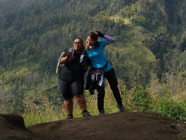 Igor Saykoji Cerita Jalur Ekstrem Gunung Rinjani: Batu, Kerikil, dan Jurang Menganga