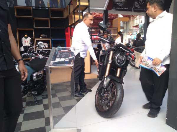 CB650R Curi Perhatian Pengunjung di Jakarta Fair Kemayoran 2025