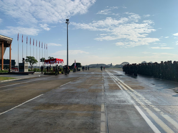 Menhan Sjafrie Lepas 500 Kontingen Indonesia ke Prancis Ikuti Parade Bastille Day